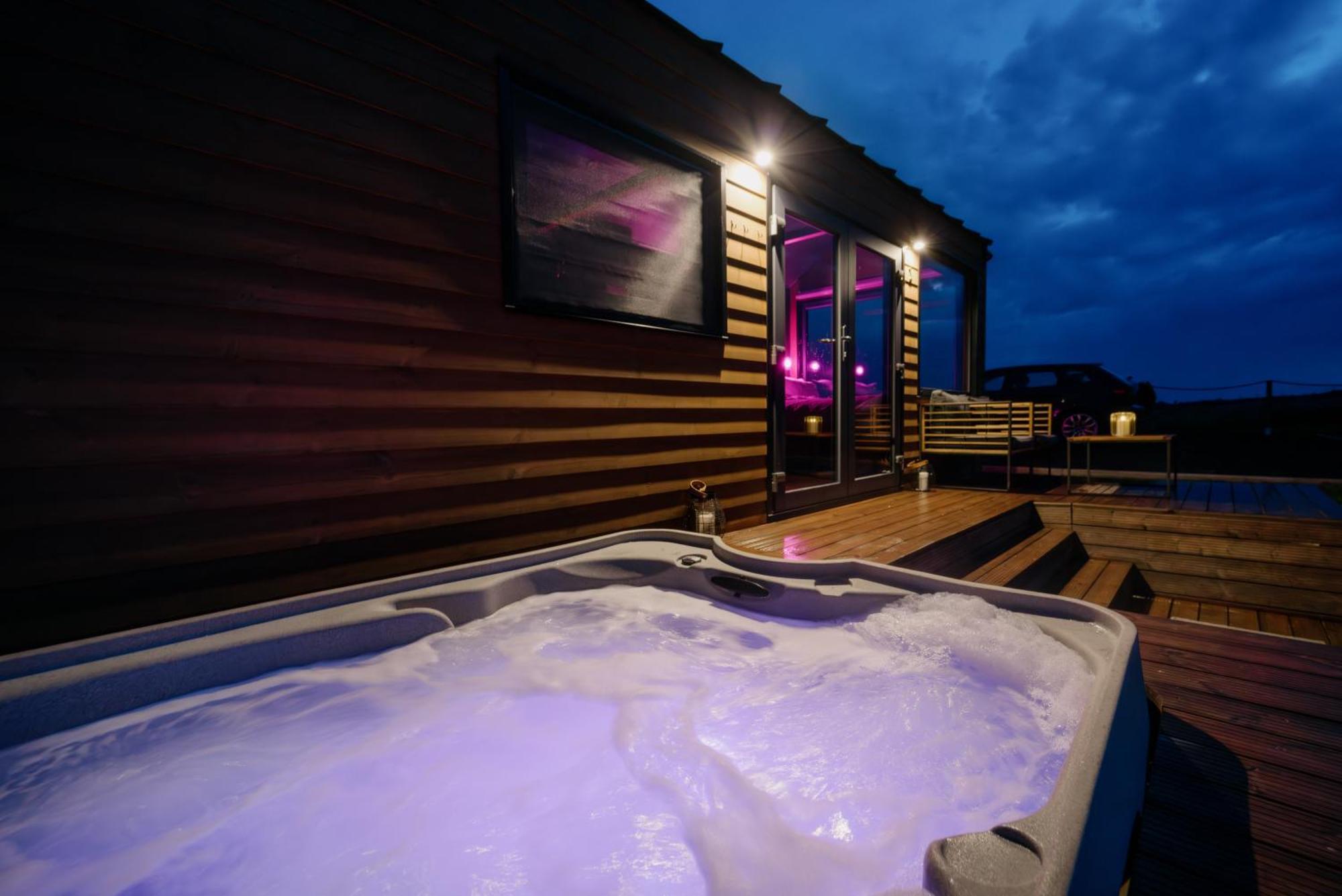 Feelmore Tiny House Nagyloc Dış mekan fotoğraf