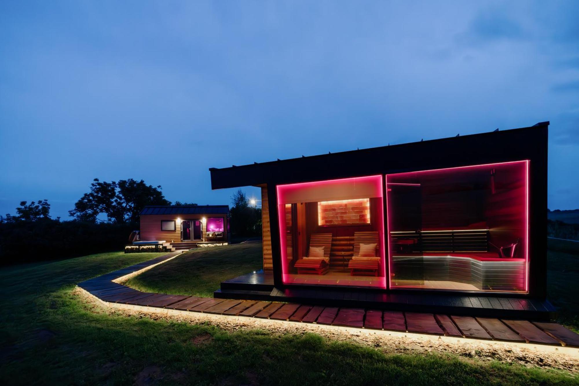 Feelmore Tiny House Nagyloc Dış mekan fotoğraf
