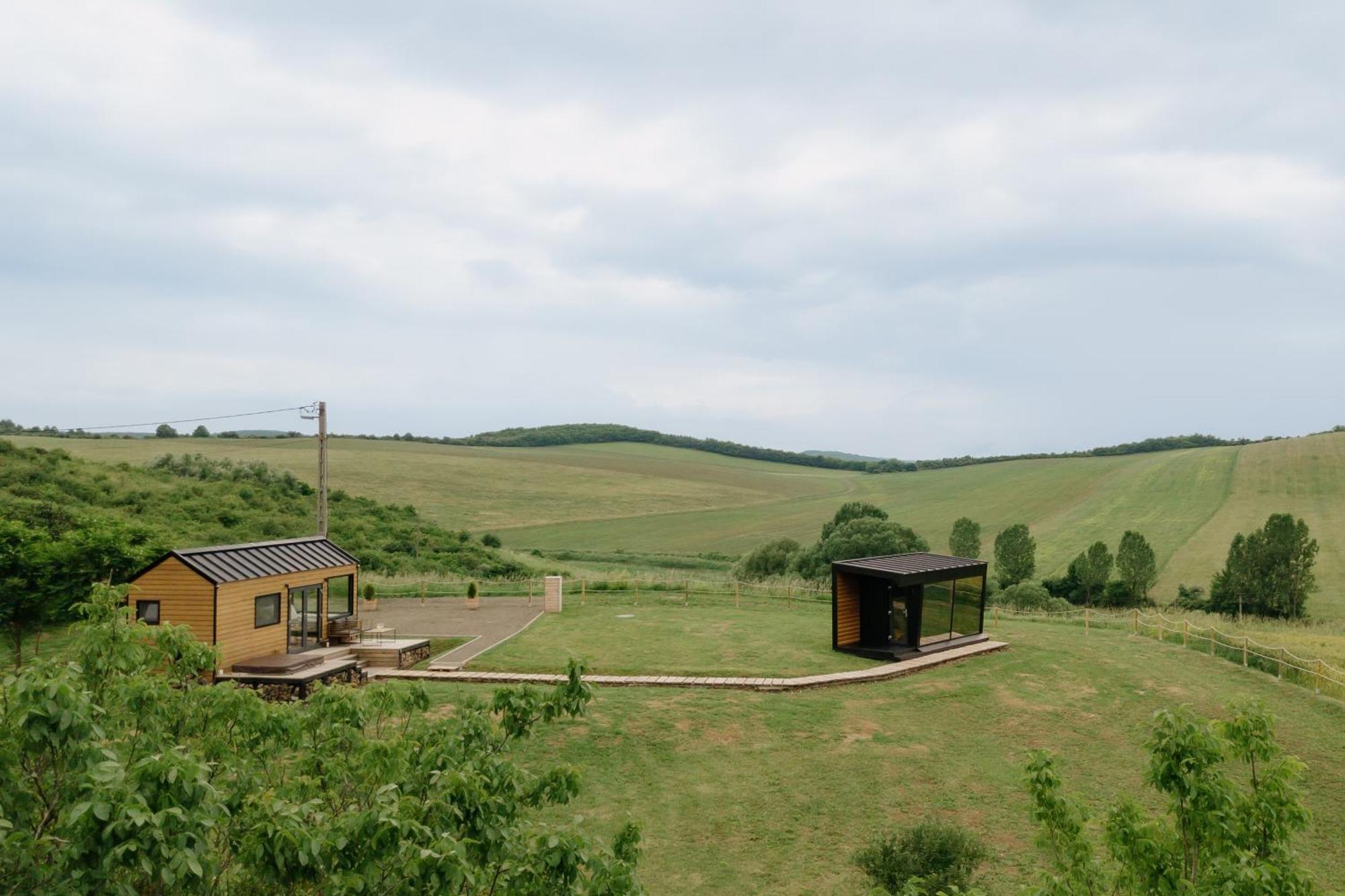 Feelmore Tiny House Nagyloc Dış mekan fotoğraf